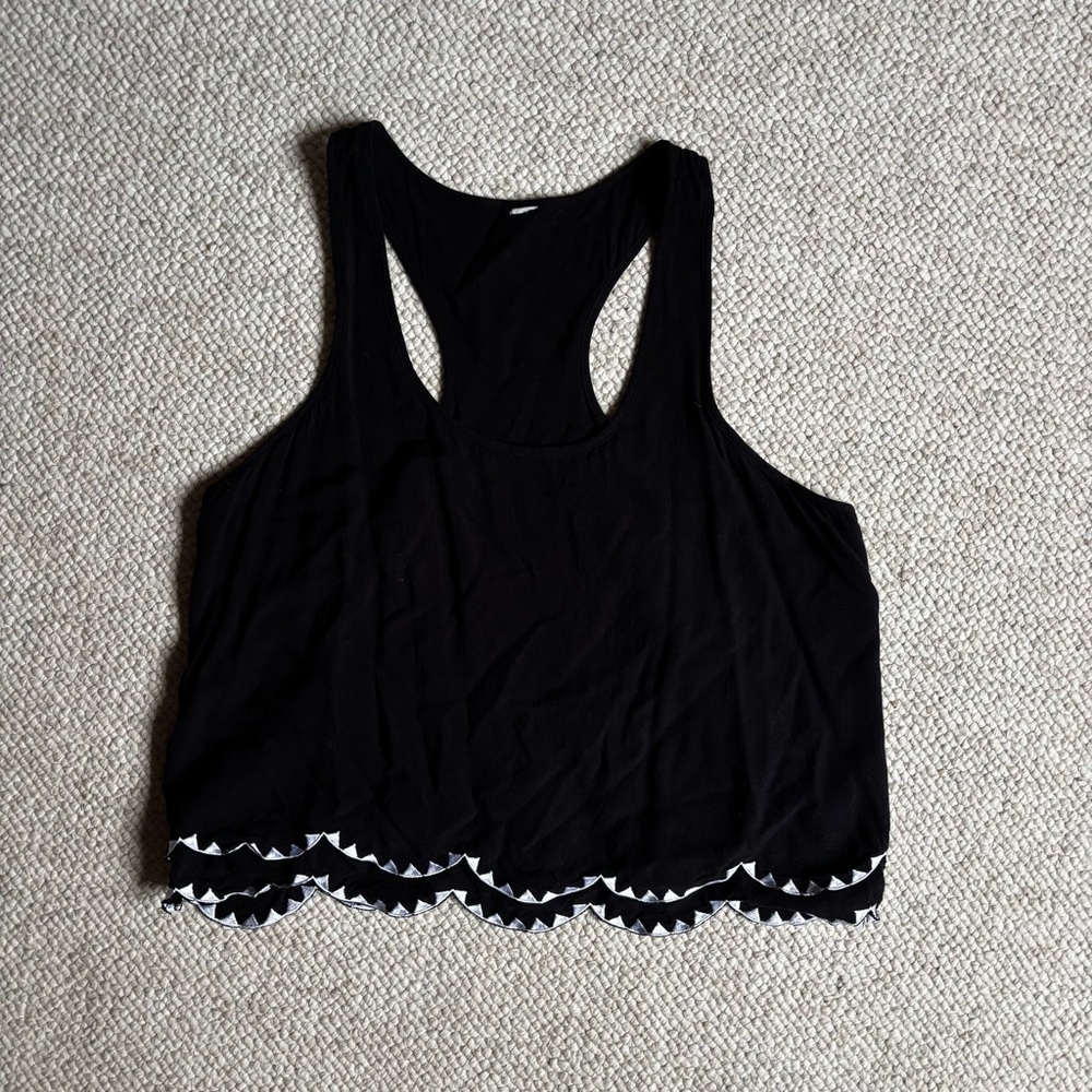 Black Scalloped Hem Tank Top